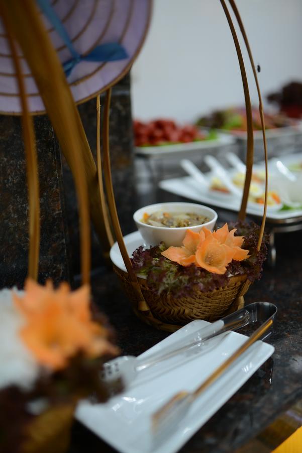 Blue Hanoi Inn Luxury Hotel Zewnętrze zdjęcie